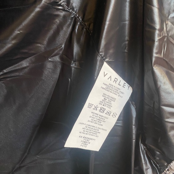 Varley Winter Jacket - Picture 9 of 11